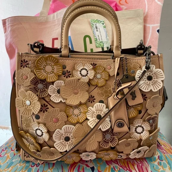 Coach 1941 tea rose hotsell